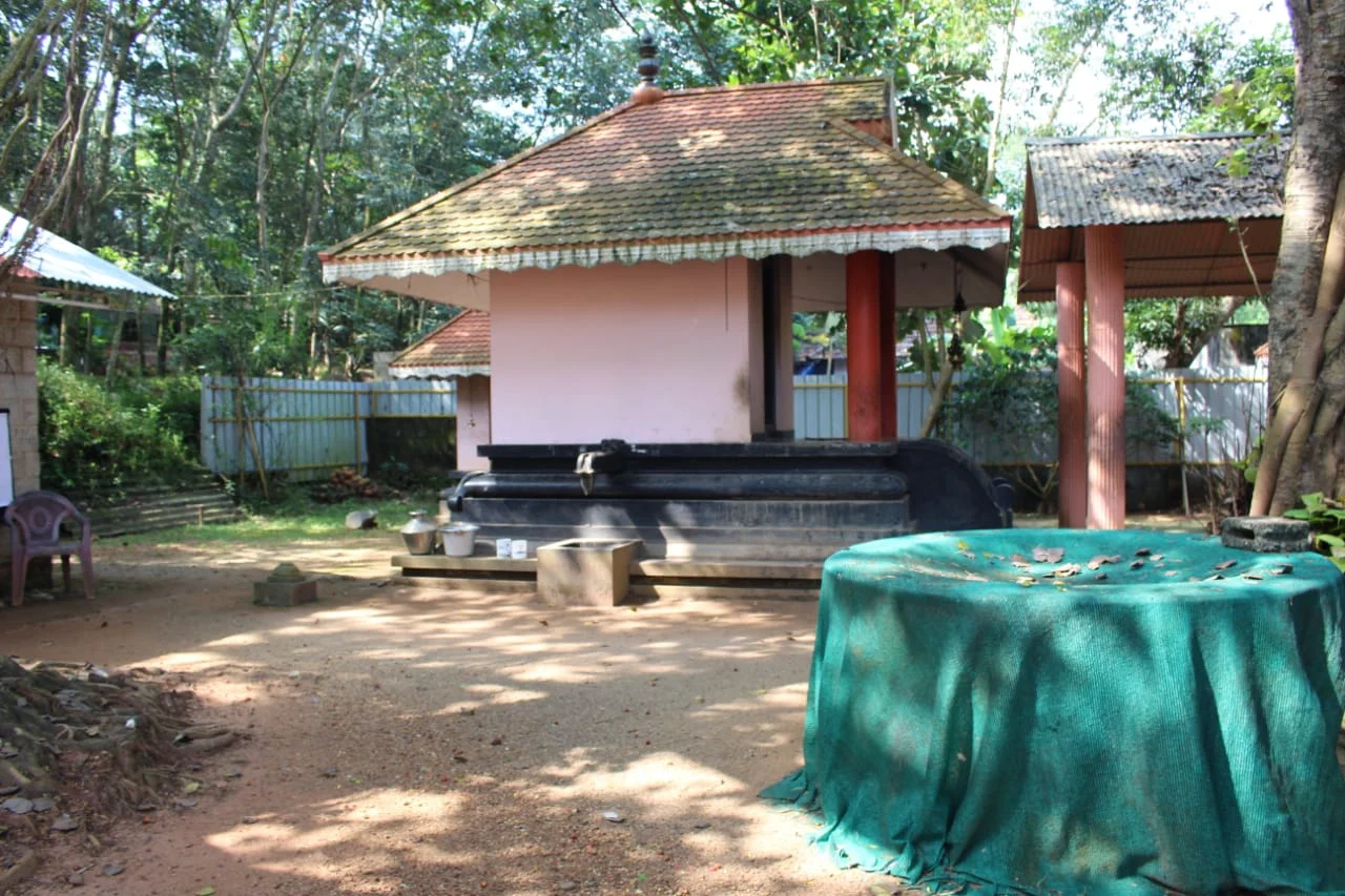  Melethottaykal Bhadrakali Amman Temple in Kerala