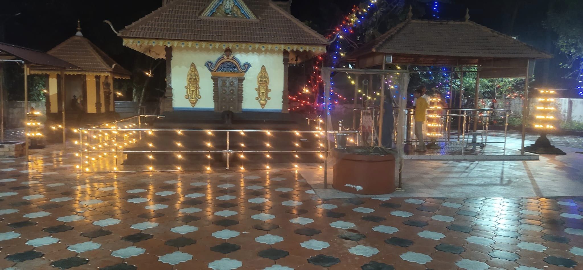 Manacode   Sastha Temple trivandrum Dresscode