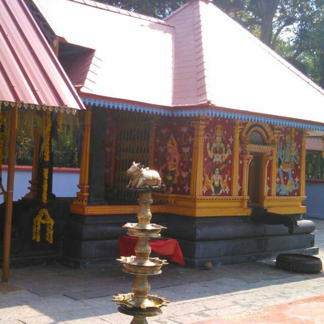 Kunnumala Bhagavathy Temple trivandrum Dresscode