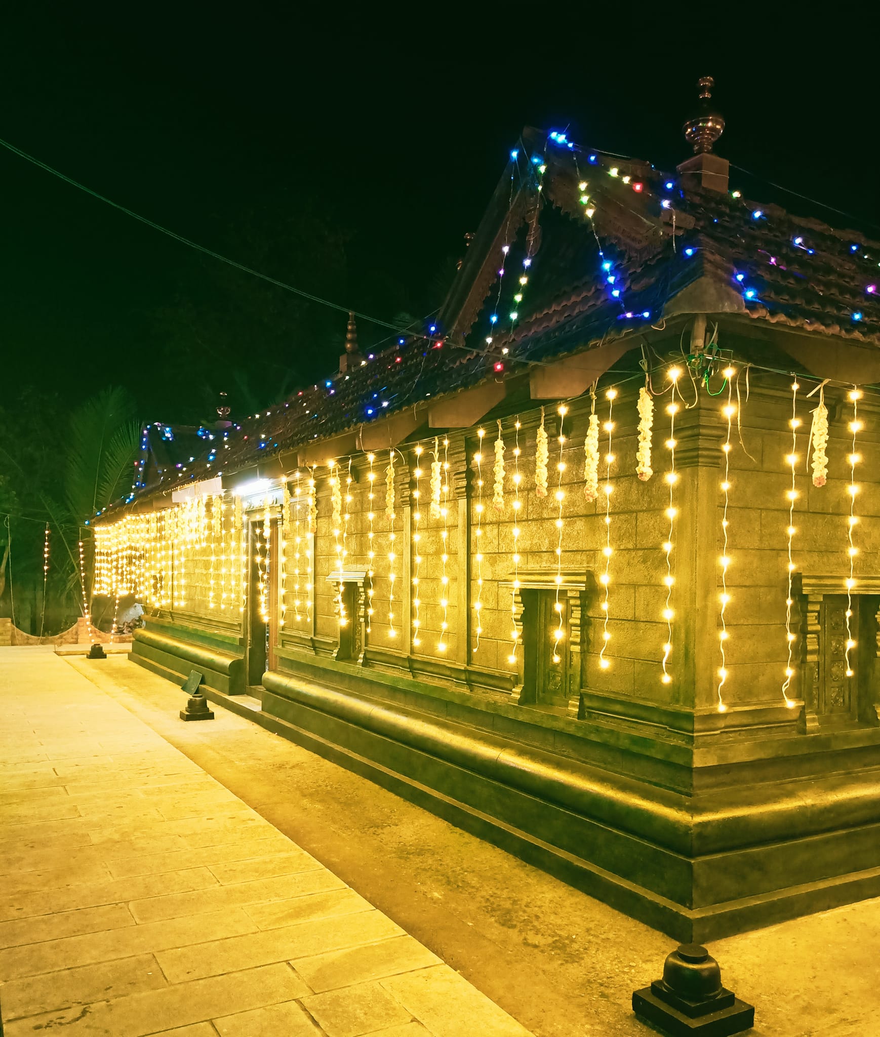 Elampana Devi Temple trivandrum Dresscode