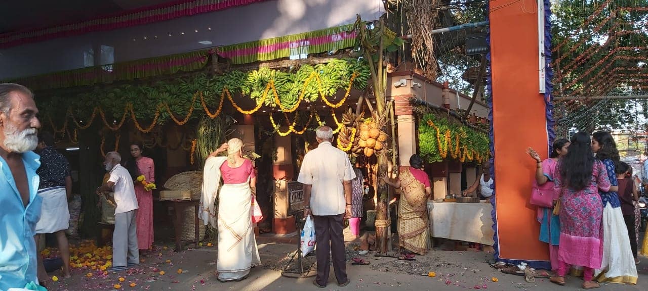 Images of trivandrum Vellayambalam Yakshi Amman Temple