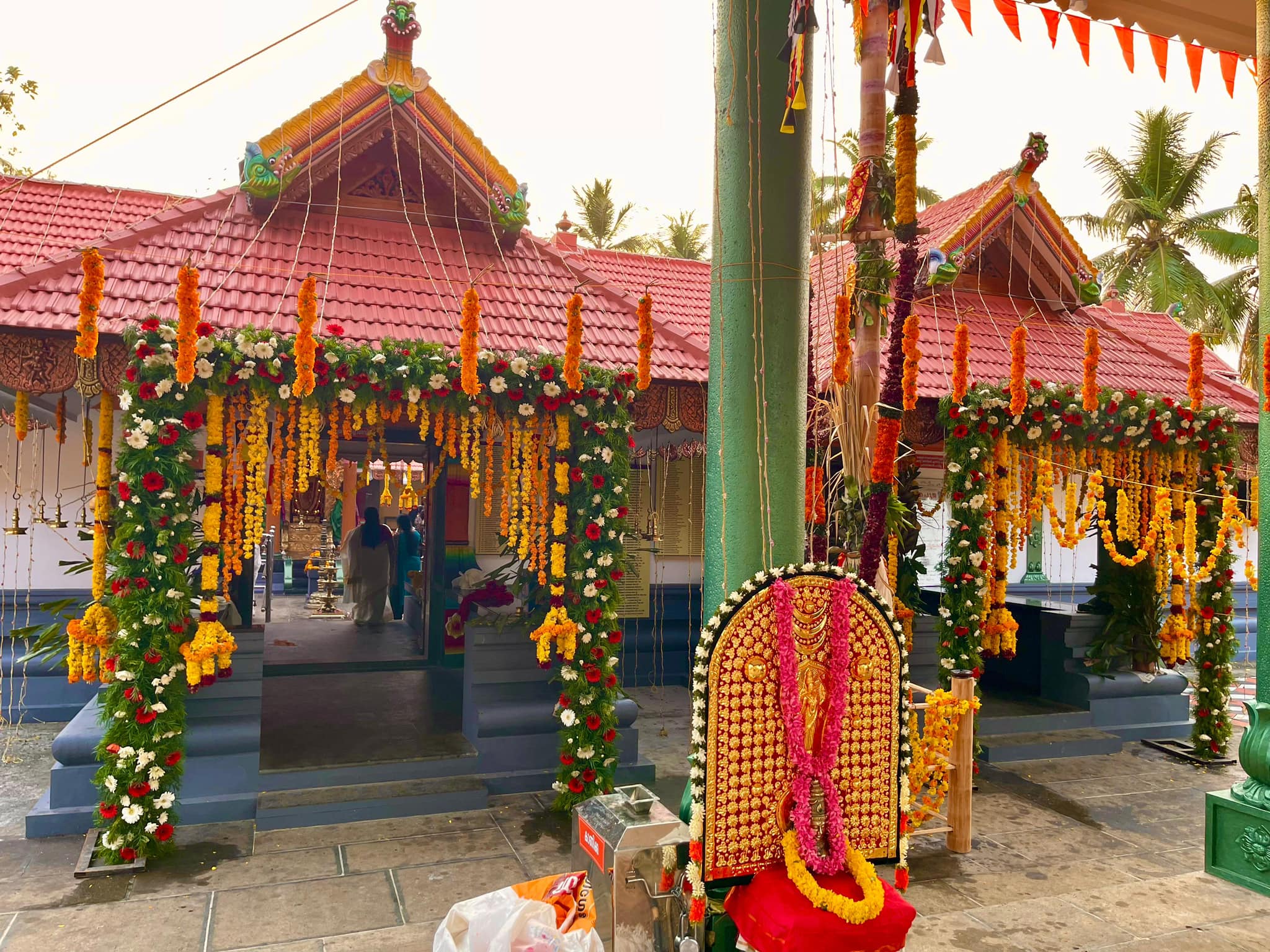 Kariyam Devi  Temple trivandrum Dresscode