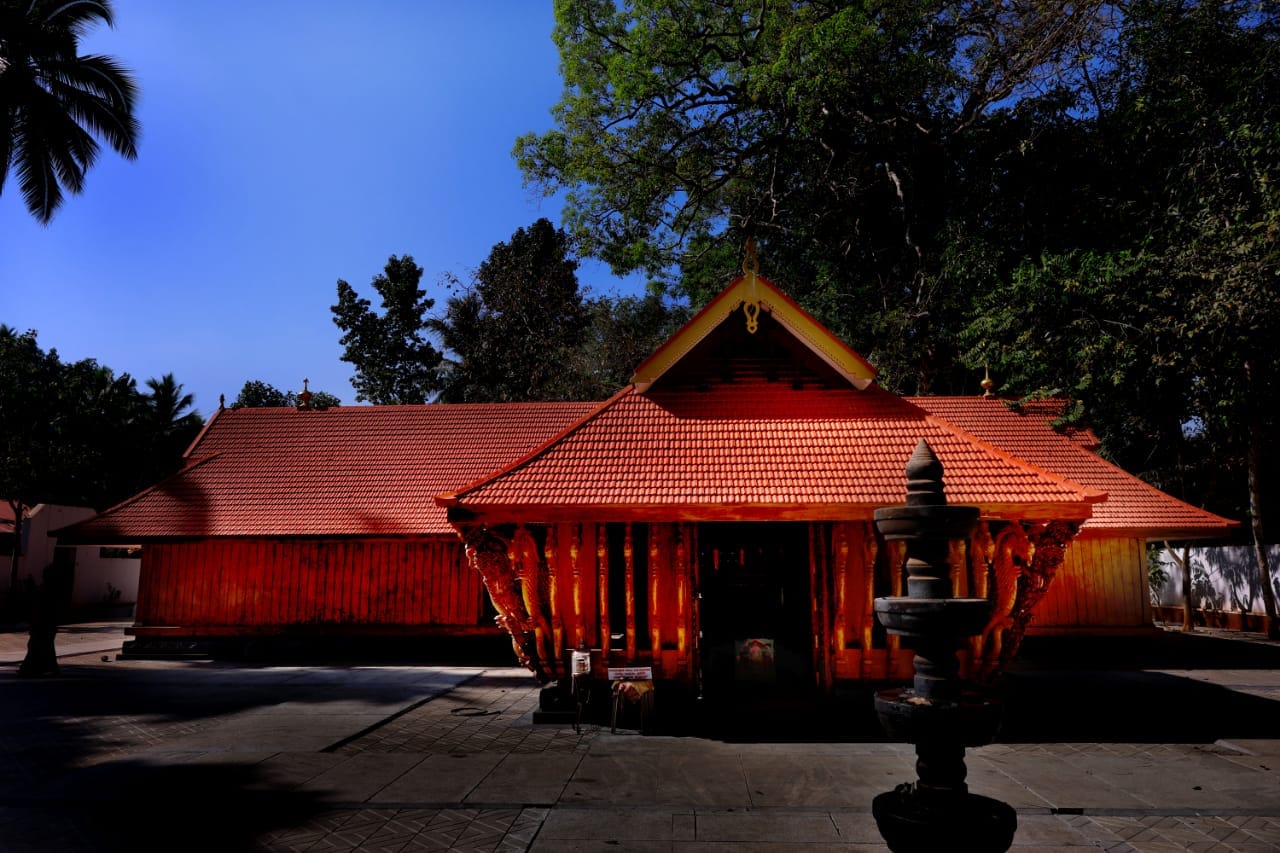 Nellimoodu Devi temple  is an Shakthi  in Hinduism