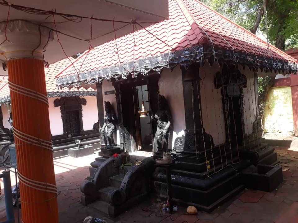 Images of trivandrum Palkulangara Devi  temple