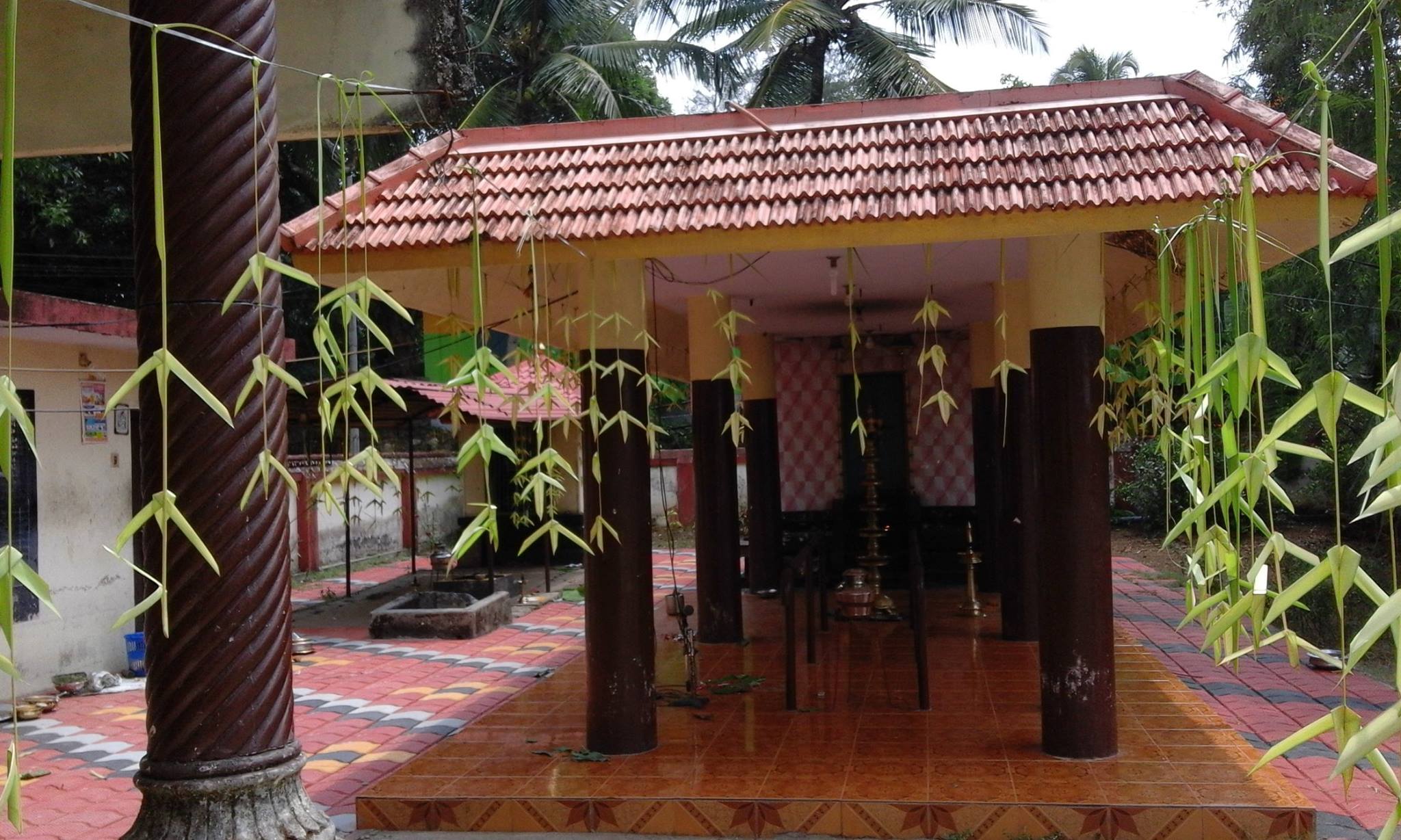 Images of trivandrum Mullachira Sree Krishna  temple