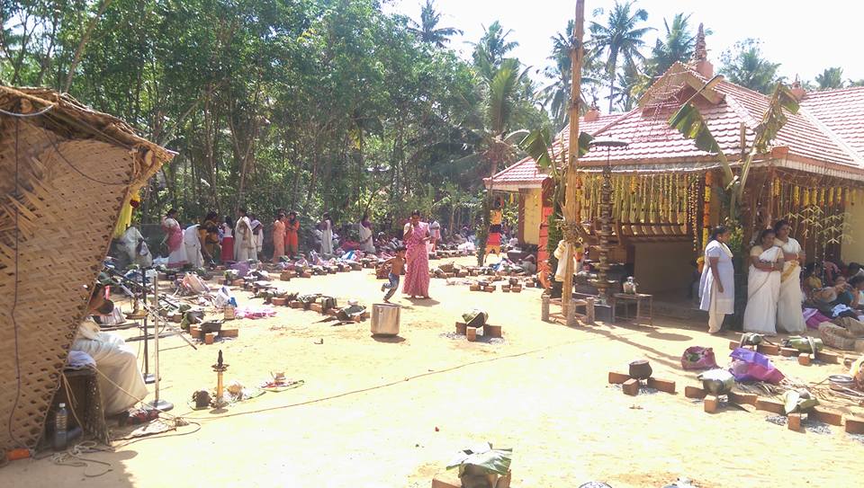 Mamomnada Sree Bhagavathi Temple trivandrum Dresscode