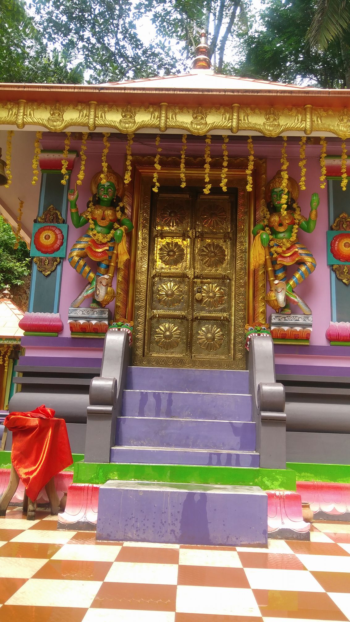 Elavungal Sree Bhagavathi Temple in Kerala