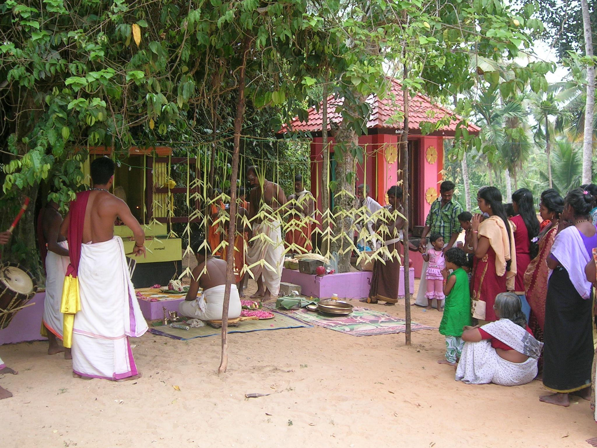 Images of trivandrum Kavintemoola ganapathy temple