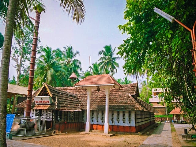 Elamkulam sastha temple  is an Shakthi  in Hinduism