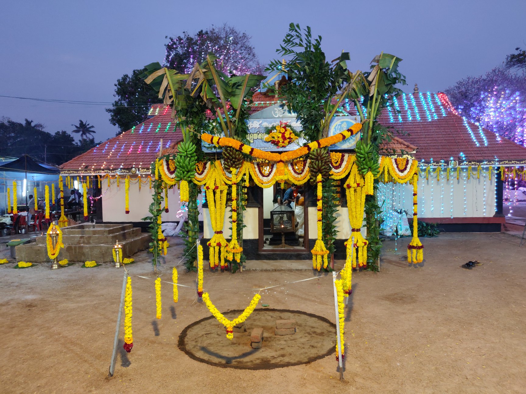 Images of trivandrum Mulakkalathukavu Bhagavathi Temple