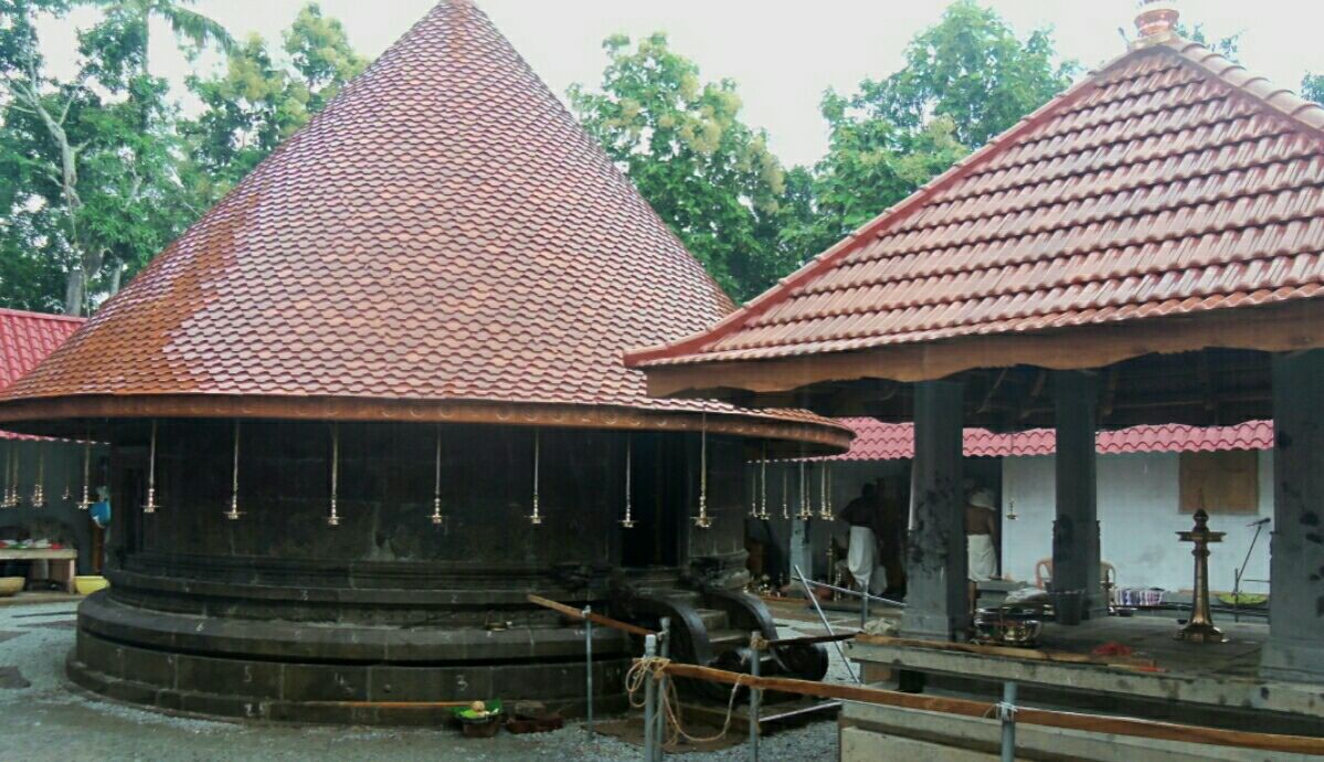 Peringavoor Sastha Temple trivandrum