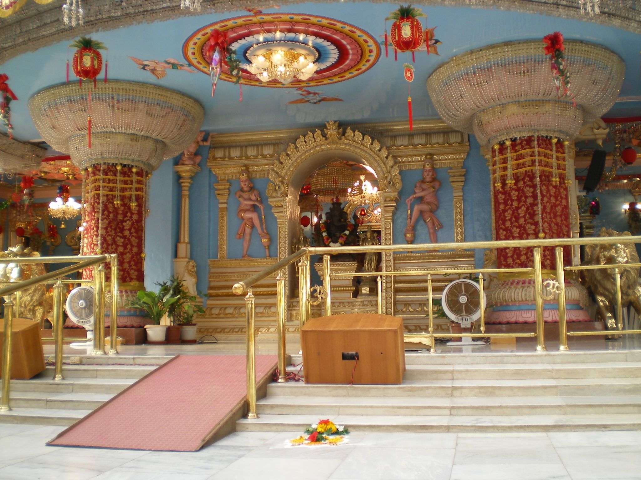  Sri Sathyasai baba Temple trivandrum Dresscode