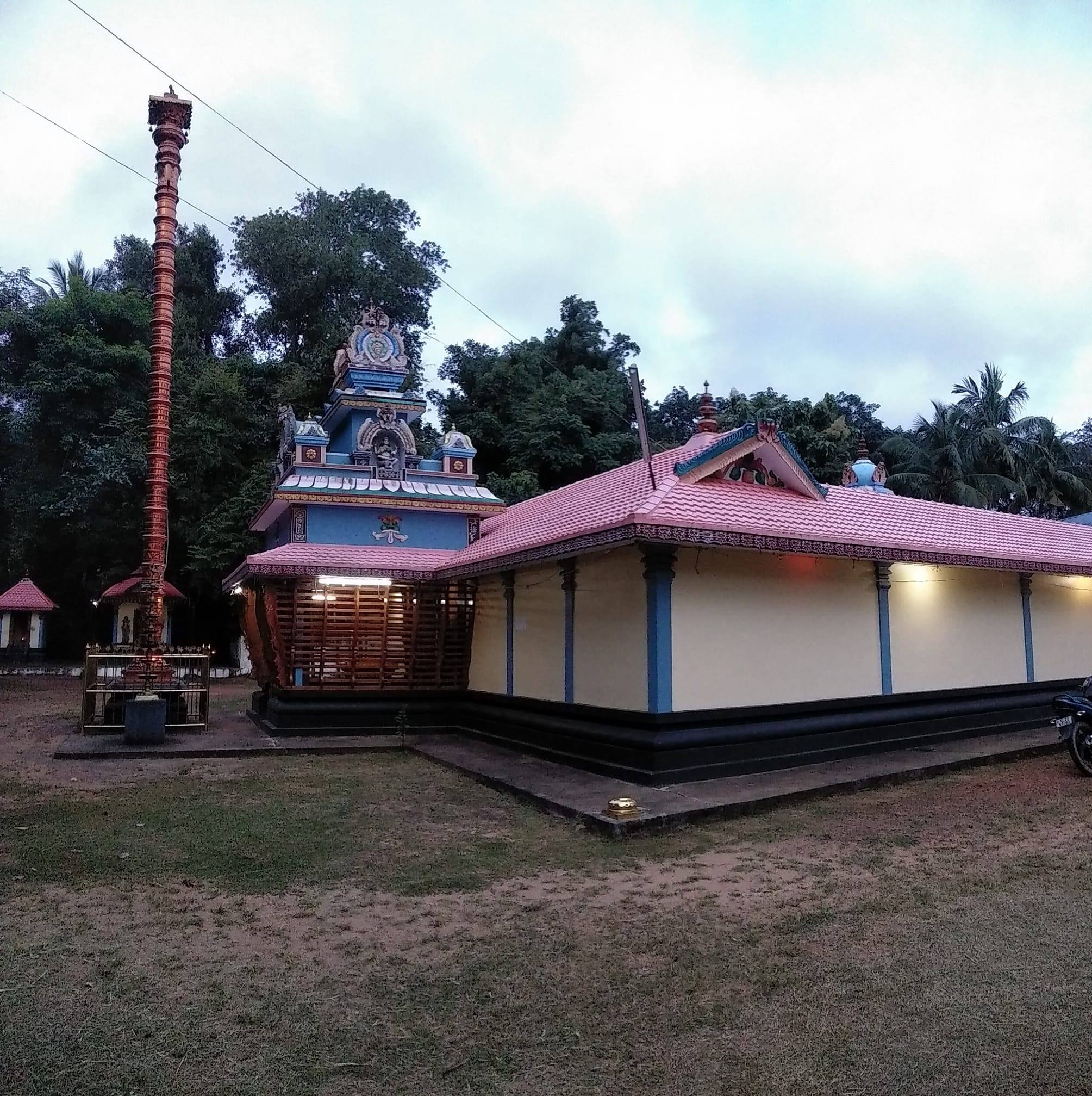  Adappinakathu Sree Bhagavathi Temple Alappuzha Dresscode