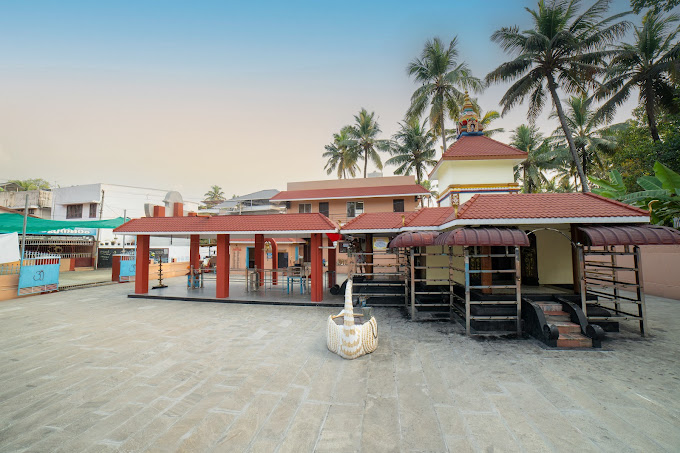 Anchumukku  Temple in Kerala