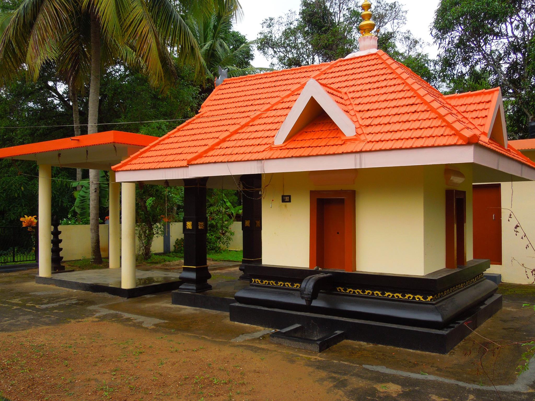 karumpaloor Devi is an Shakthi devi in Hinduism