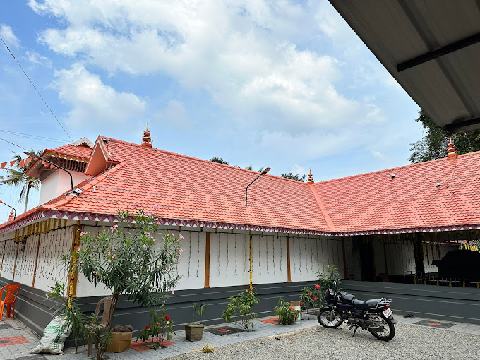  Thiruvelloor Sree  Mahadeva    Temple in Kerala