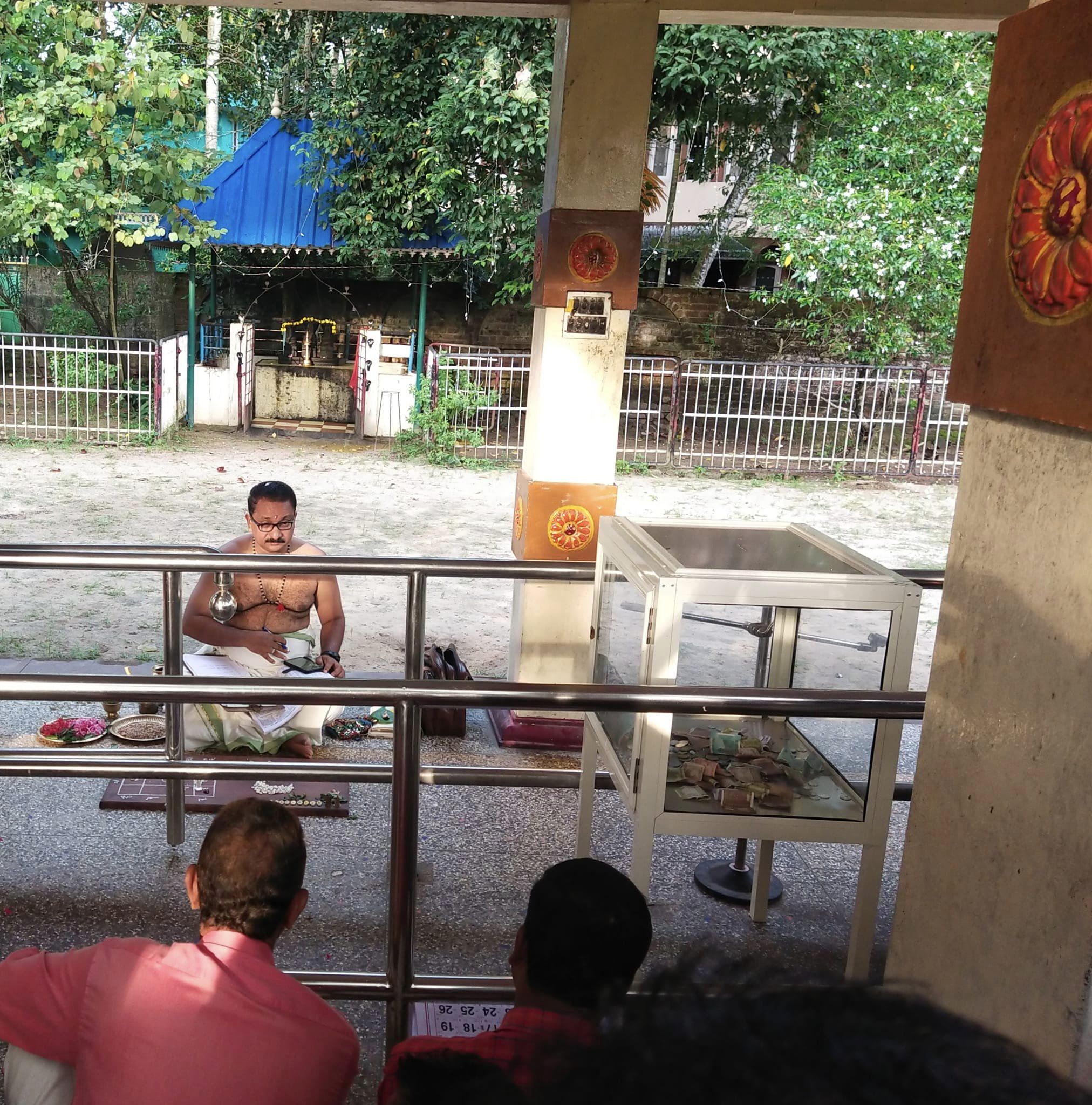 Poonkodu Mulluvila Temple in Kerala