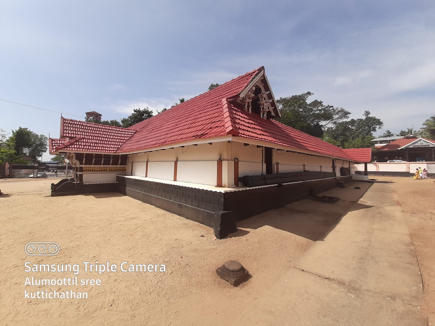  Alummoottil Shree Kuttichathan  Temple trivandrum Dresscode