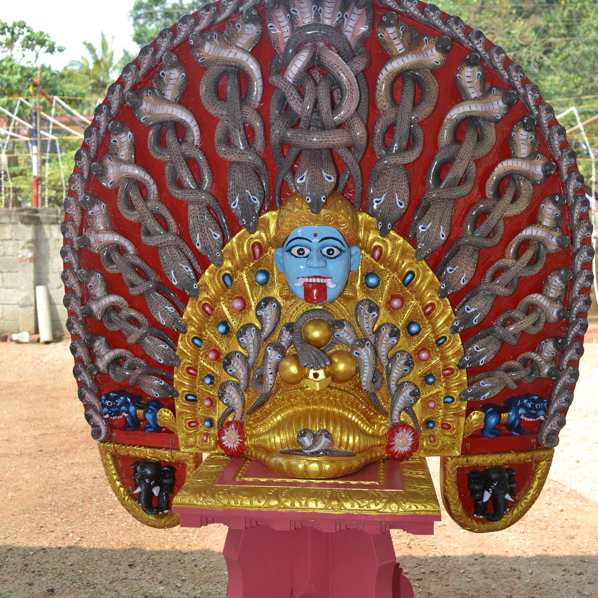 Irumpa Sree Bhadrakali  Temple trivandrum Dresscode