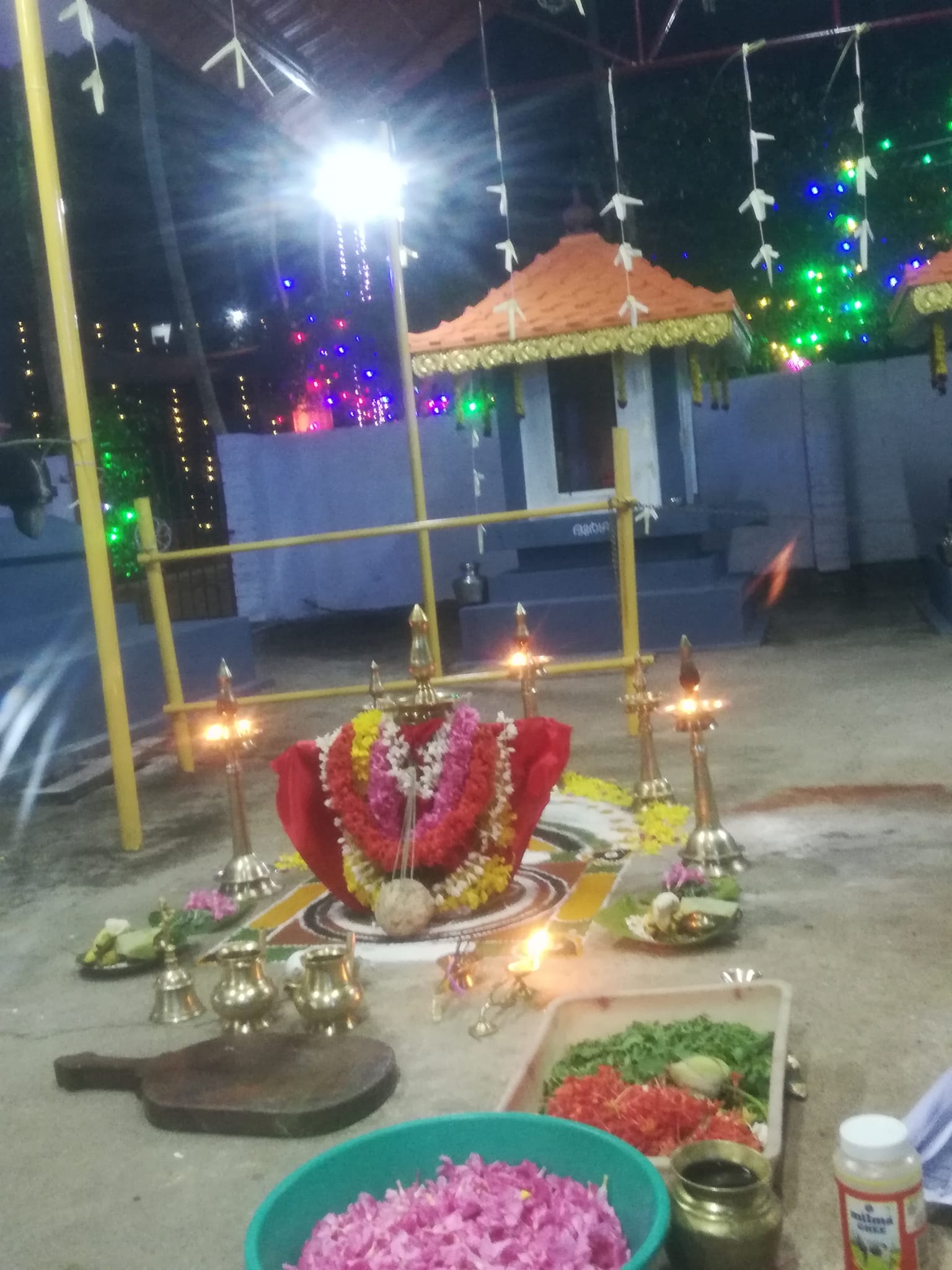  Kulavumtharakkal temple  is an Shakthi  in Hinduism