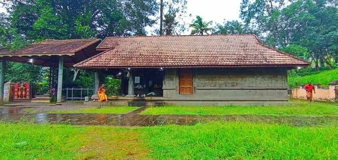 Thazhaykkattu Panchiyamma  Temple trivandrum Dresscode