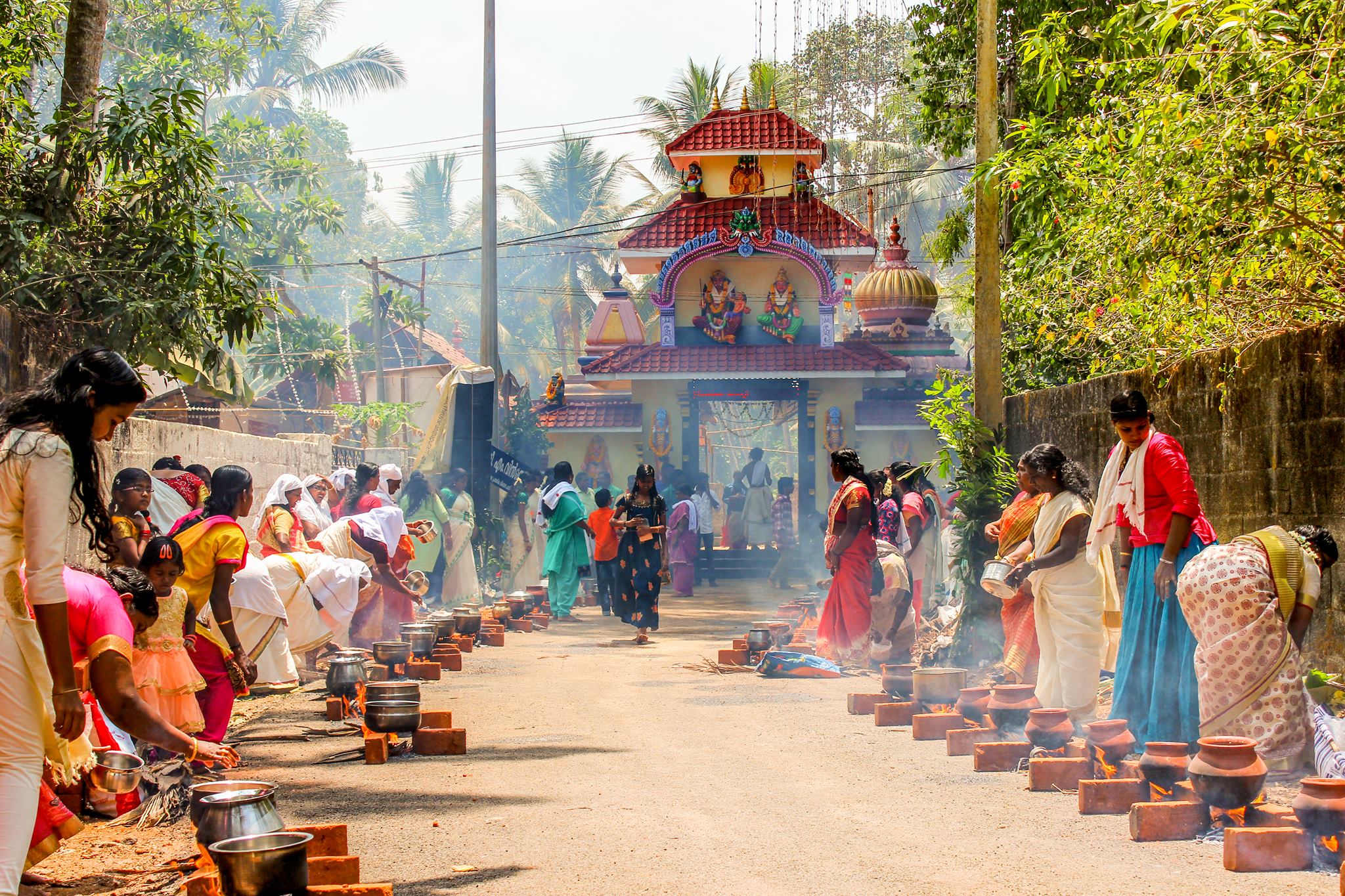 Vandithadam Sree Yakshi Amma Devi  Temple trivandrum Dresscode