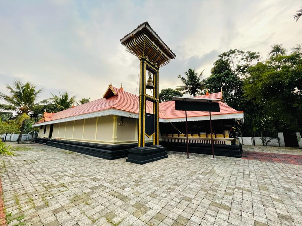 Sree Pidayanoor Devi  Temple trivandrum Dresscode