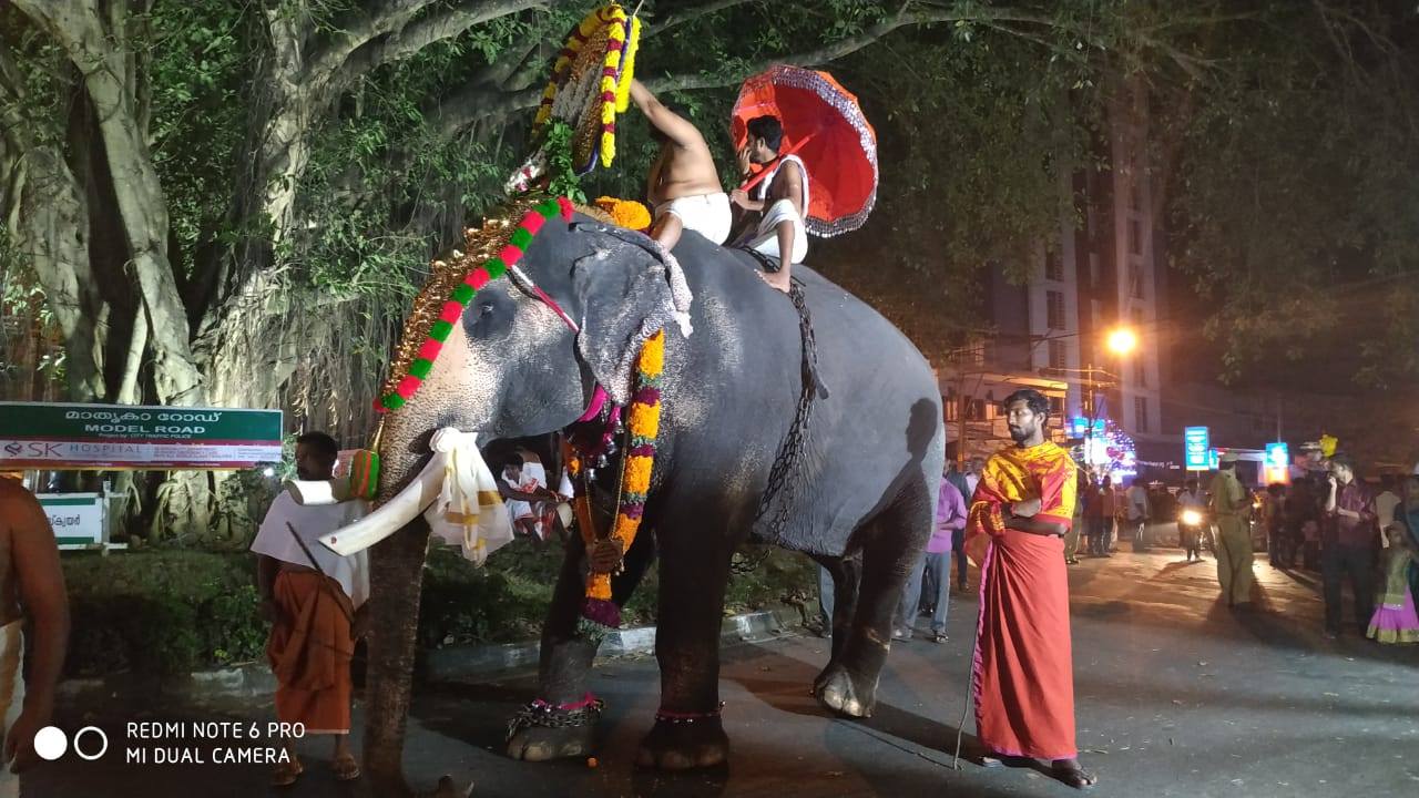 Images of trivandrum Sasthamangalam shiva Temple