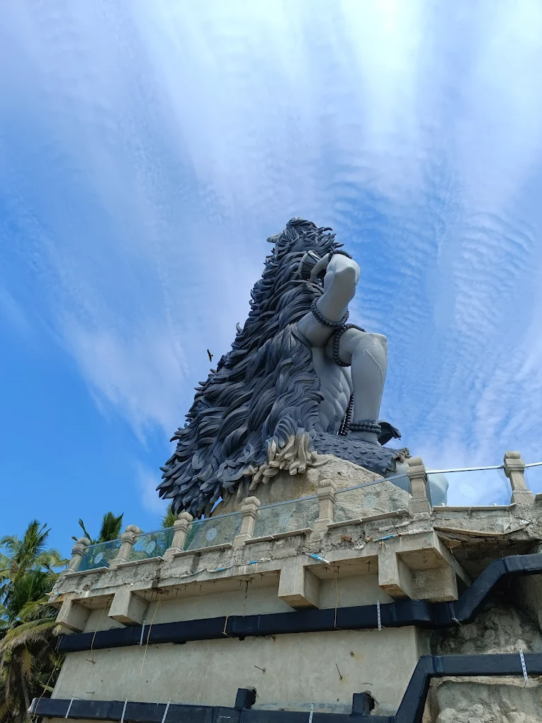 Aazhimala Shiva Temple Kerala entrance with traditional Dravidian architecture and sculptures