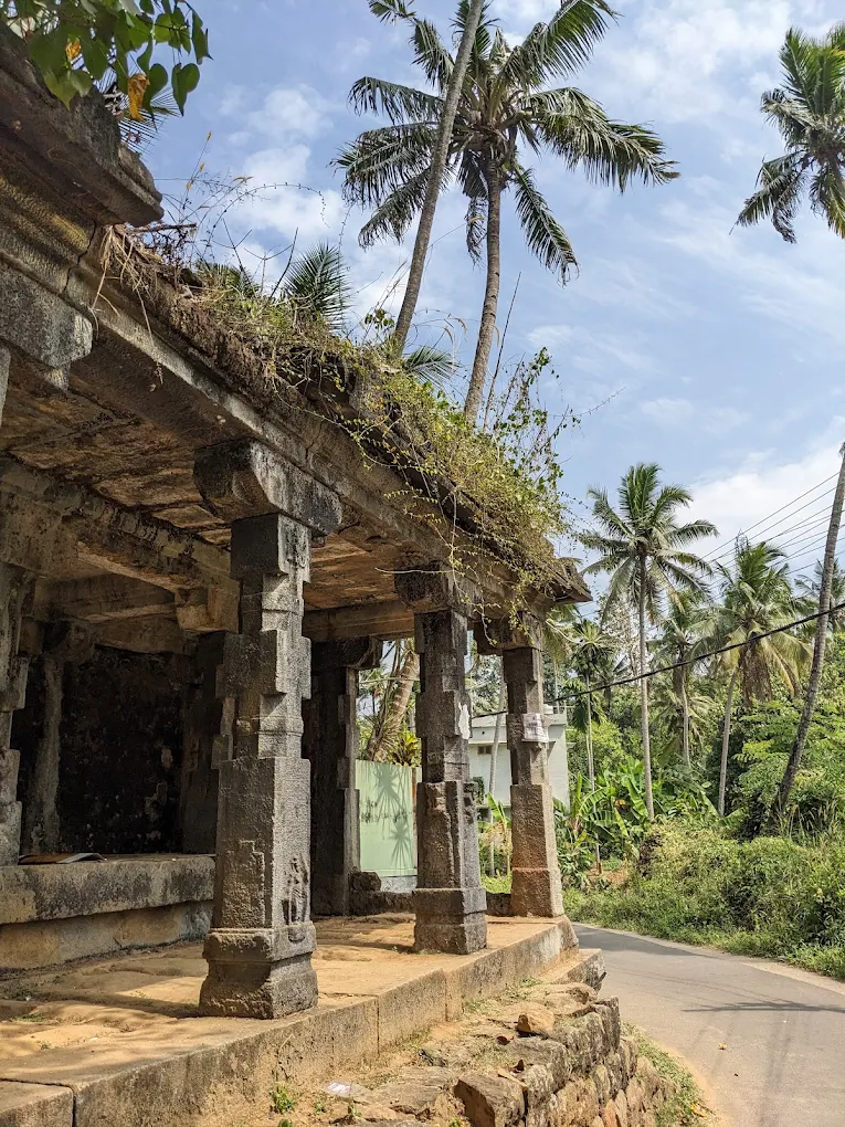 Devotees offering prayers at Melattingal Siva Temple Thiruvananthapuram