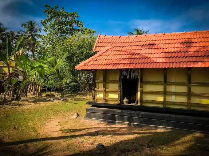 Devotees during Maha Shivaratri festival at Njaneswara Temple