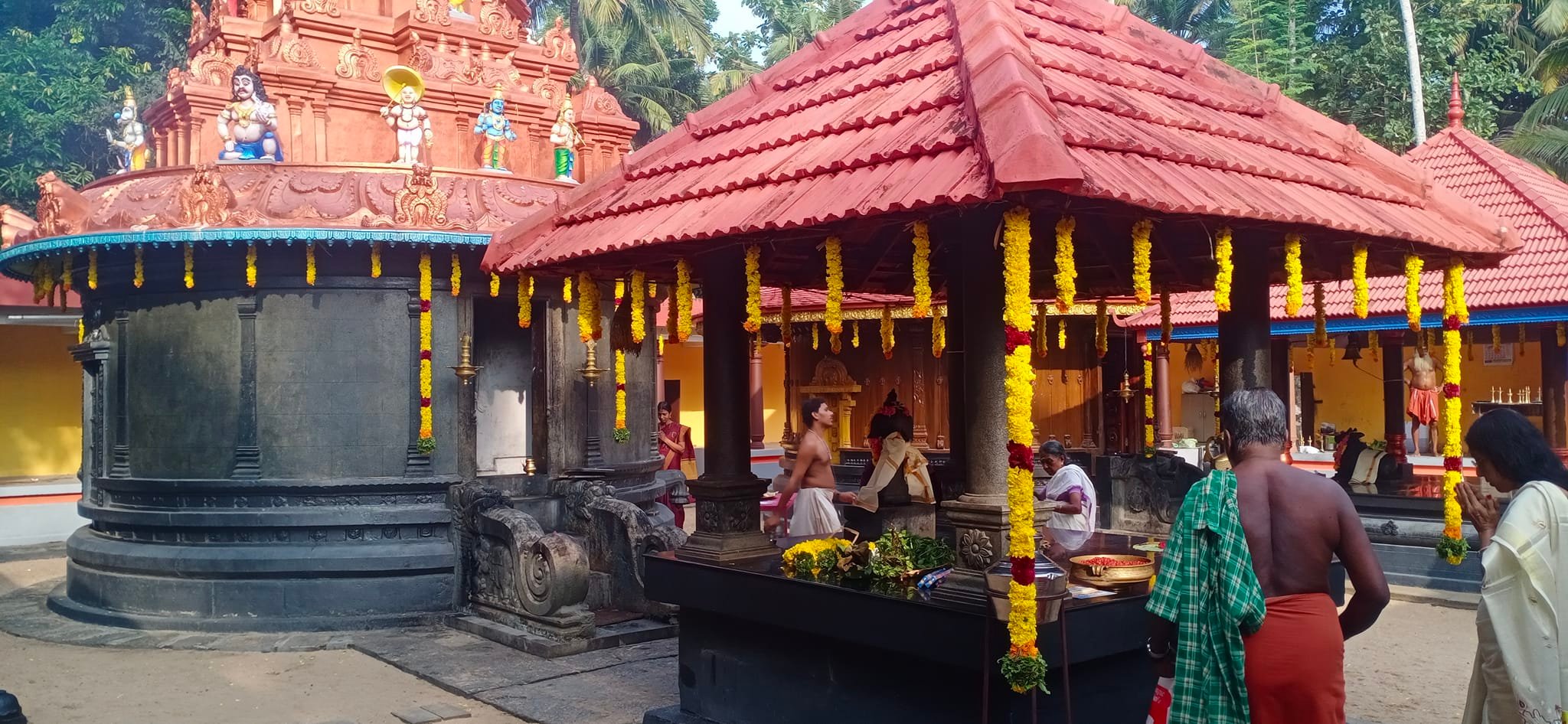 Images of Mulloor Sreekrishna Shiva Nagar Temple