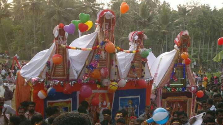 Images of Keezhperoor Chirakkara Bhagavathi  Temple