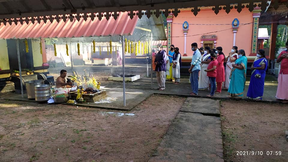 Images of Muriyathottam Devi Temple