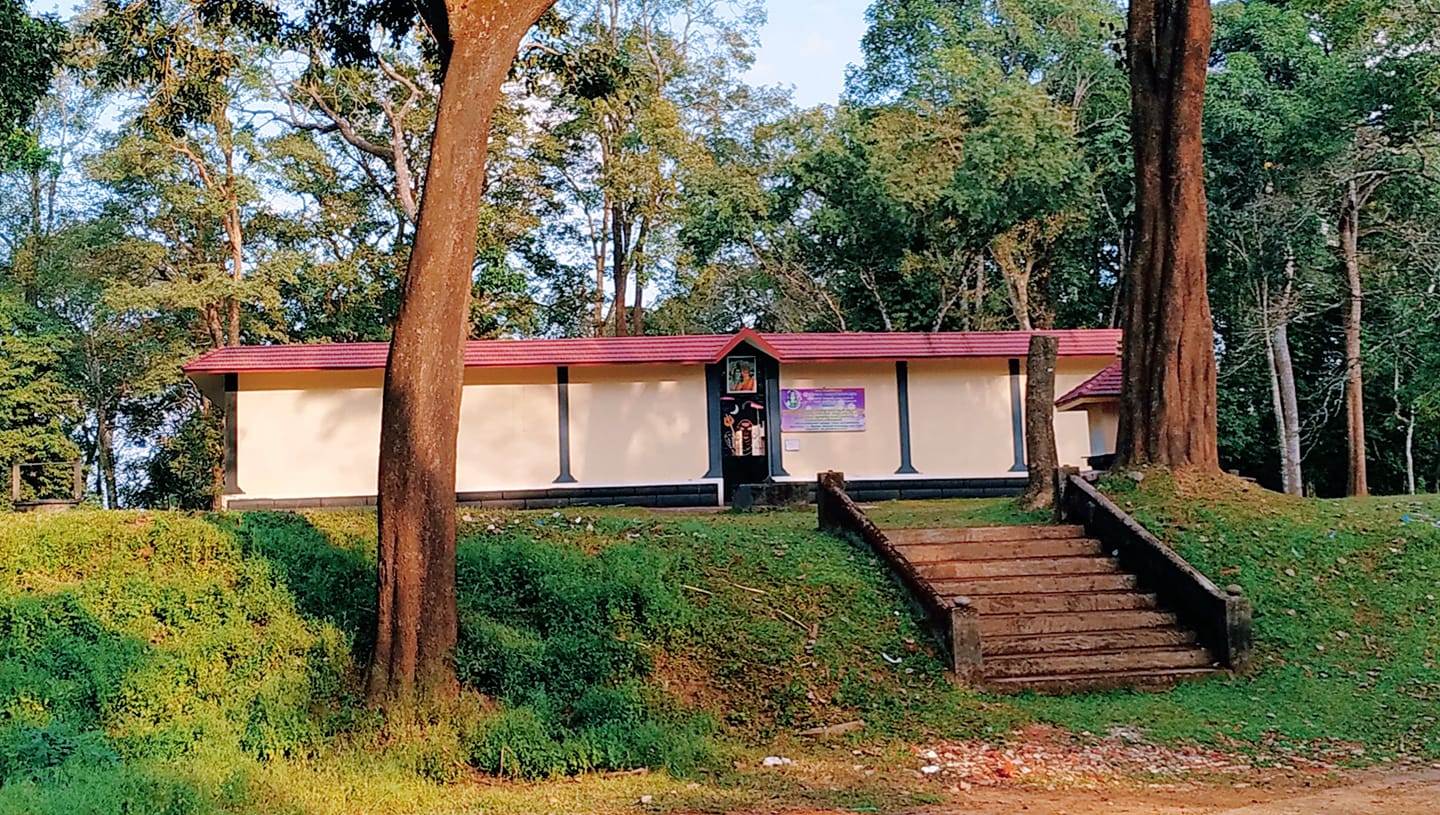 Sree Veliyambam Kotta Shiva Temple wayanad Dresscode