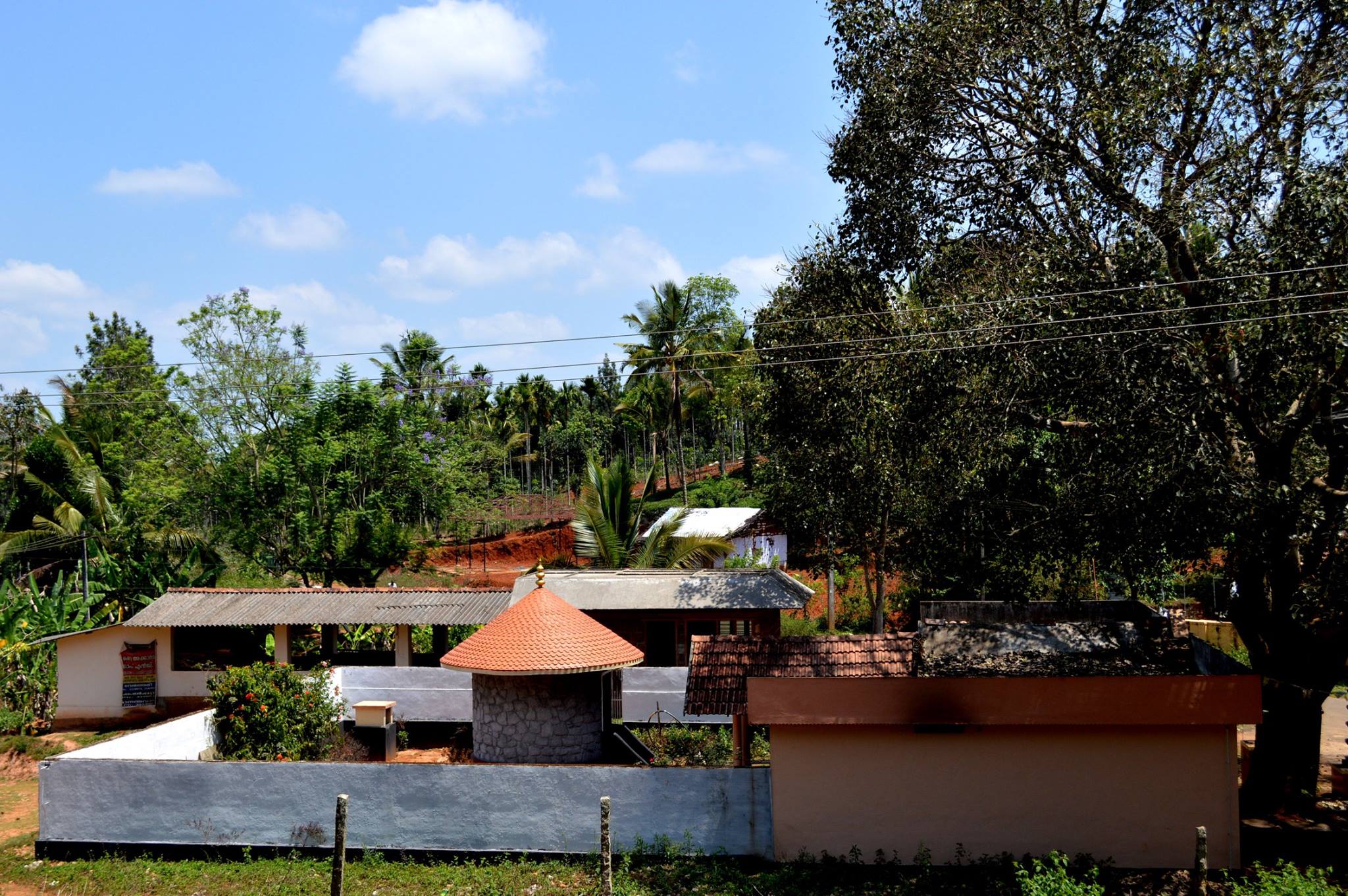 Nambiarkunnu Sree Bala Subramanya Swamy Temple wayanad Dresscode