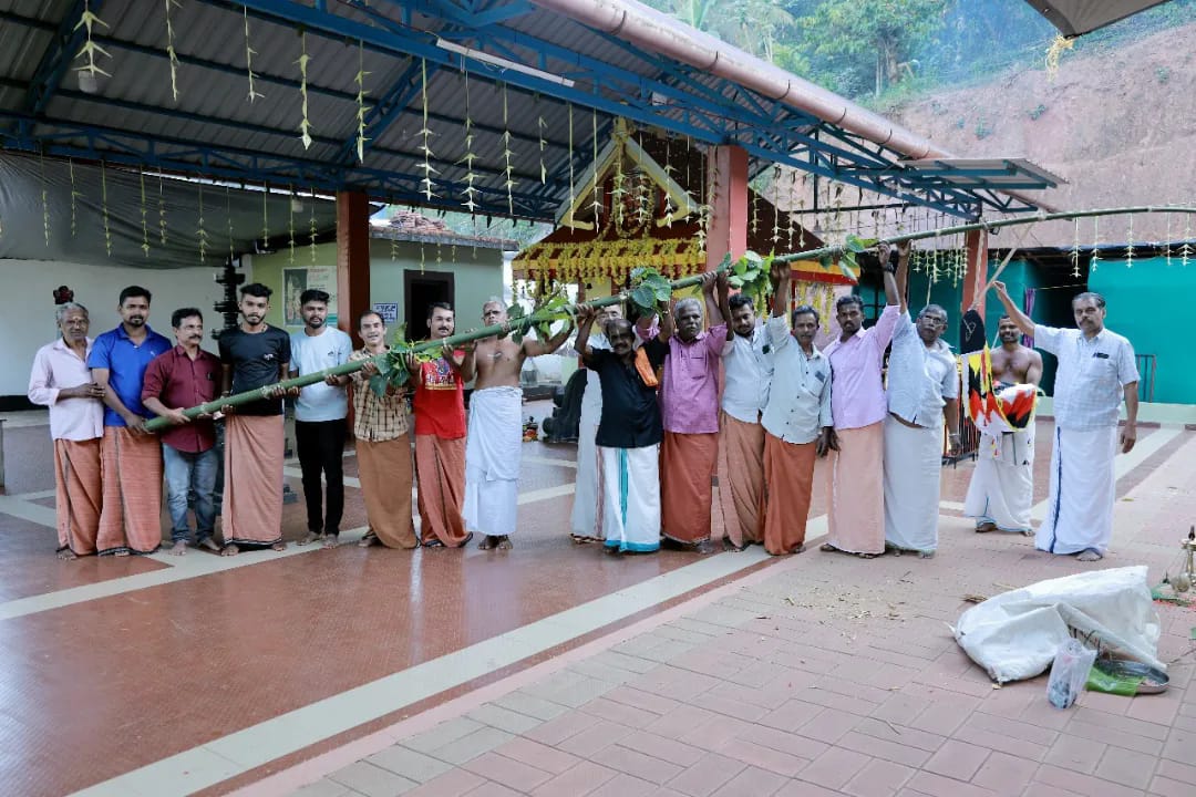 Peruvaka Sree Muthappan Madappura  Temple in Kerala