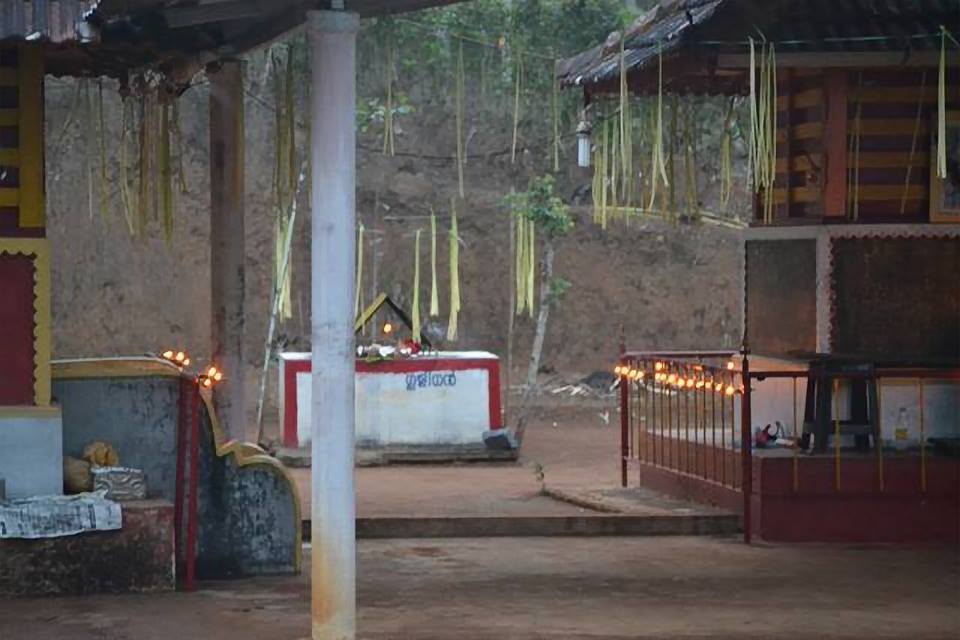 Images of wayanad Erenjottu Seetha Lava Kusha Temple