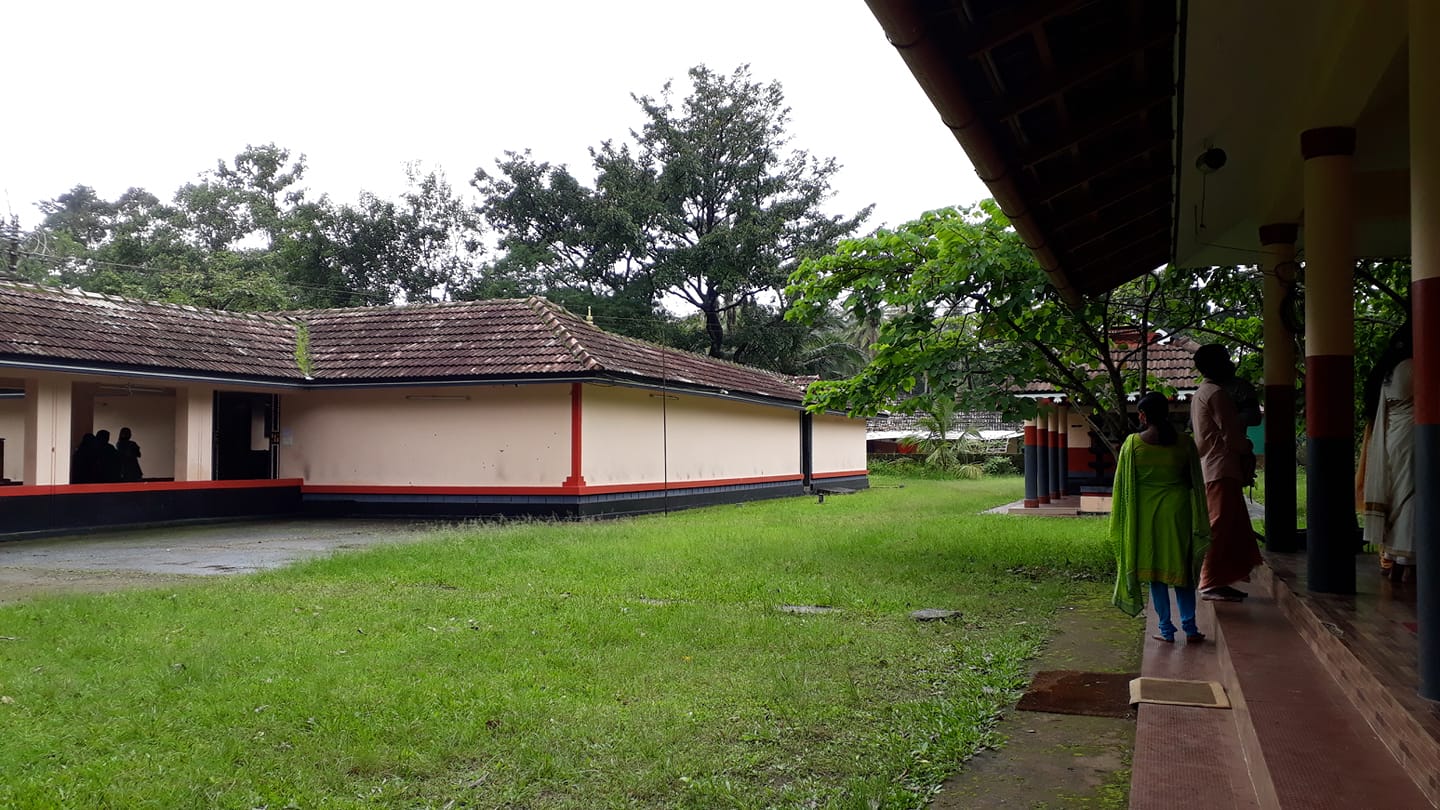 Pazhoor Sree Mahavishnu   Temple in Kerala