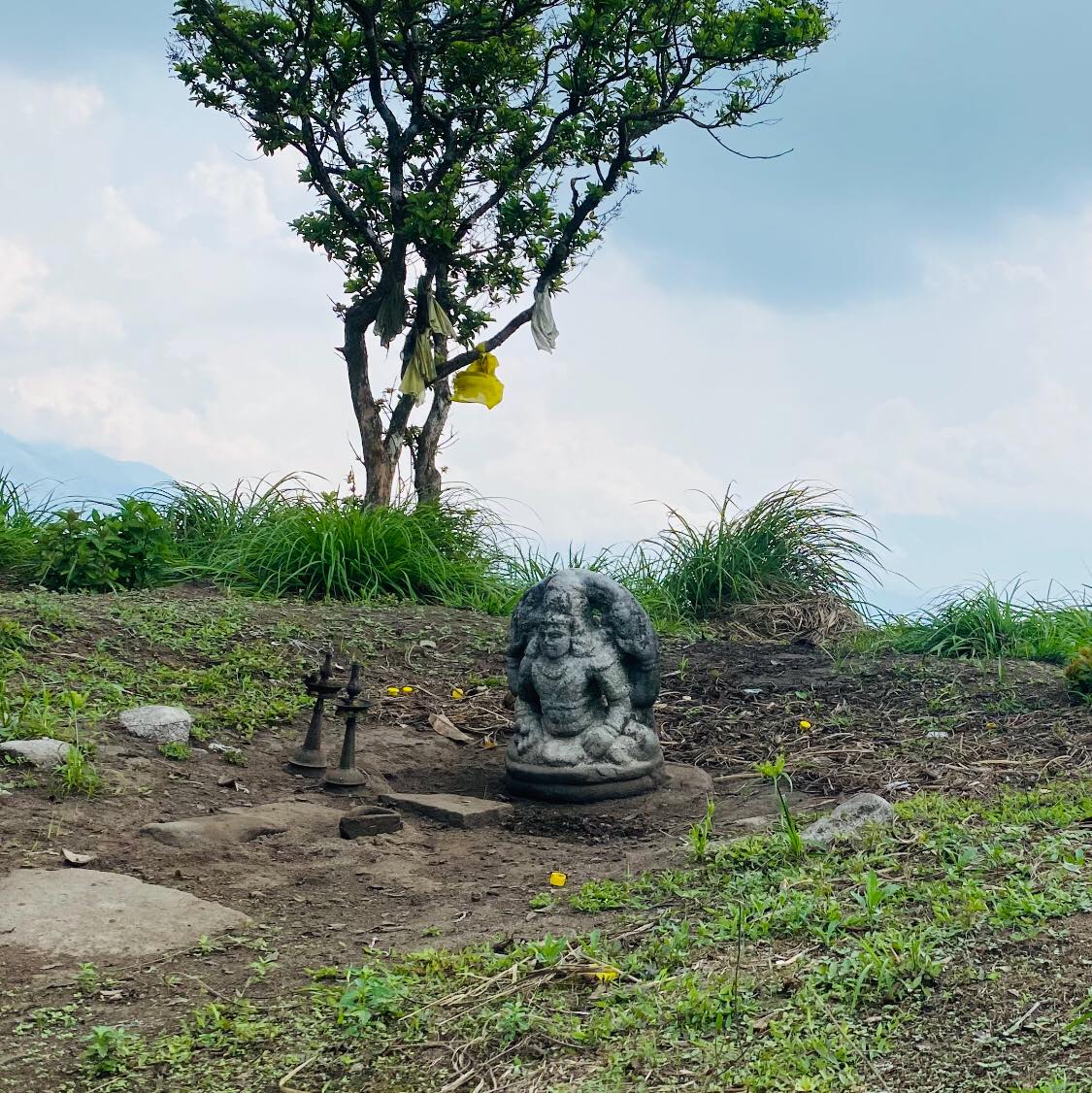 Images of wayanad Manukkunnumala Thrimoorthy Temple