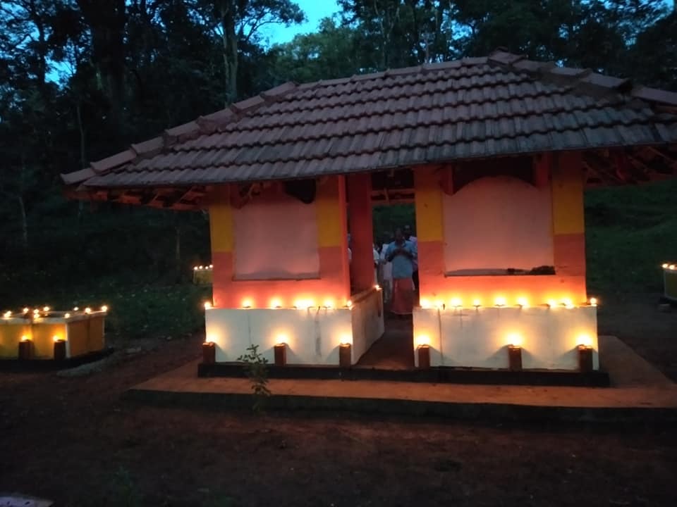 Thekkampatta Athiralan Bhagavathy  Sree Bhagavathi Temple wayanad Dresscode